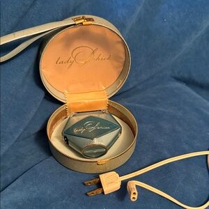Vintage Lady Schick Vintage Electric Shaver in Case